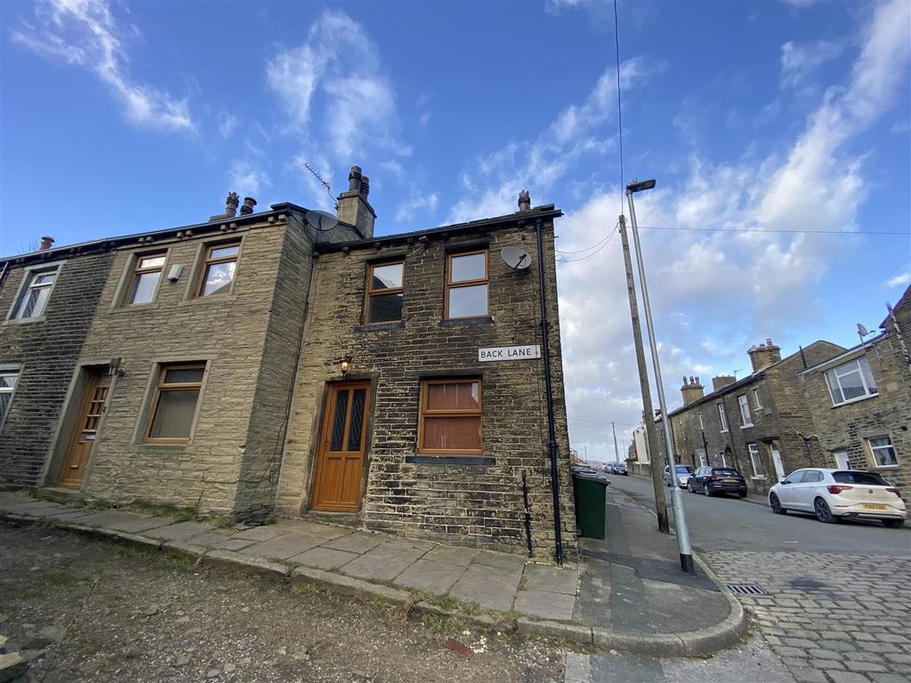 Property photo 1 of 8