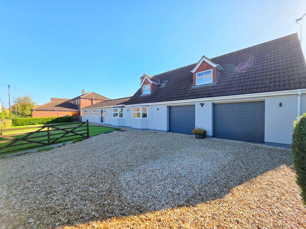 Property photo 1 of 34