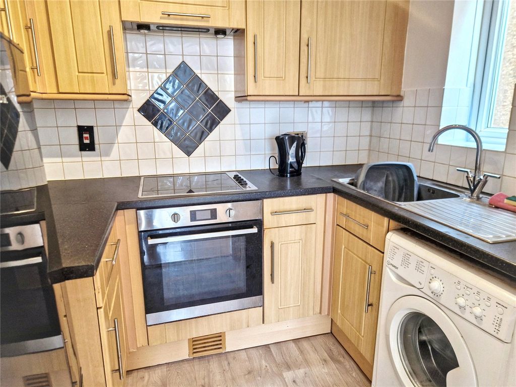 Property photo 3 of 9 Picture No. 08