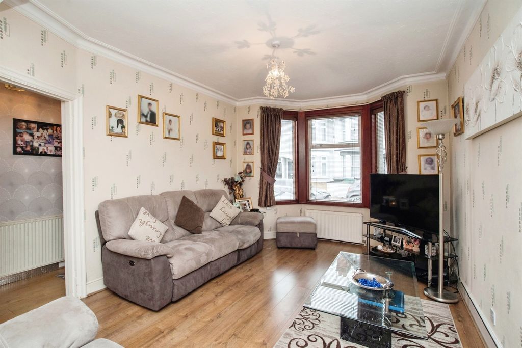 Property photo 2 of 15