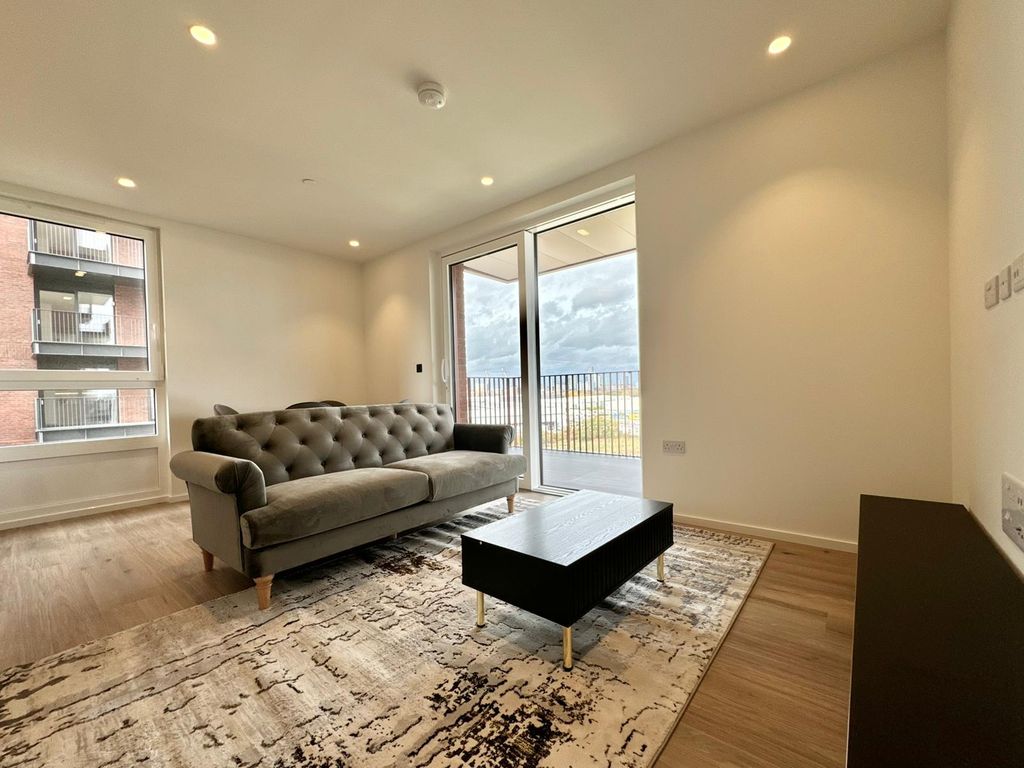 Property photo 2 of 20 Gallery