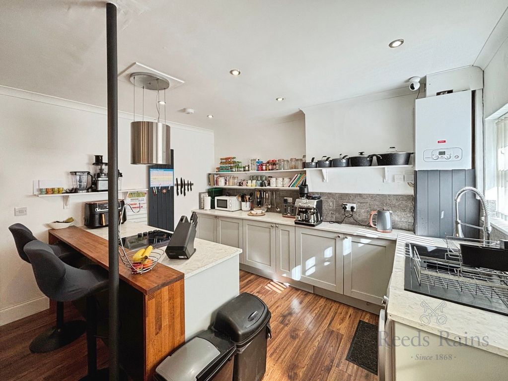 Property photo 2 of 18 Picture No. 03