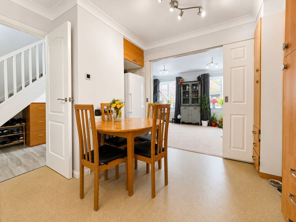 Property photo 2 of 22