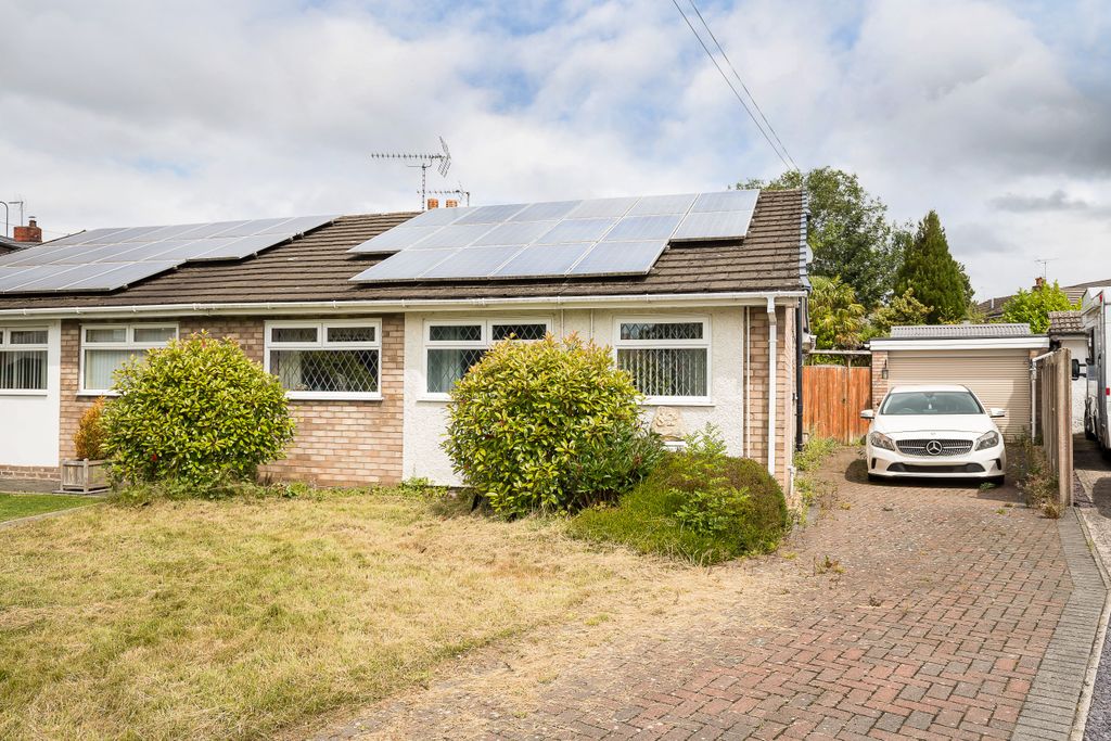 Property photo 1 of 22 Image00002