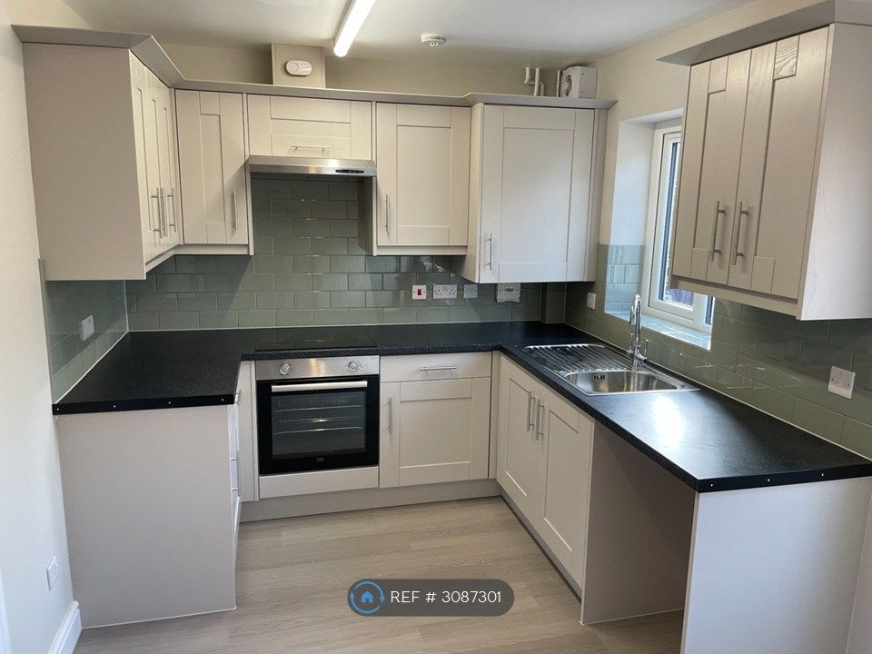 Property photo 1 of 25 New Kitchen