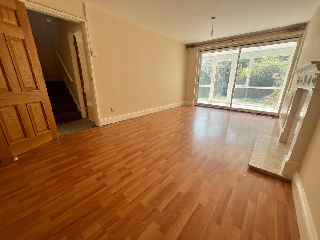 Property photo 2 of 10 Picture No. 04