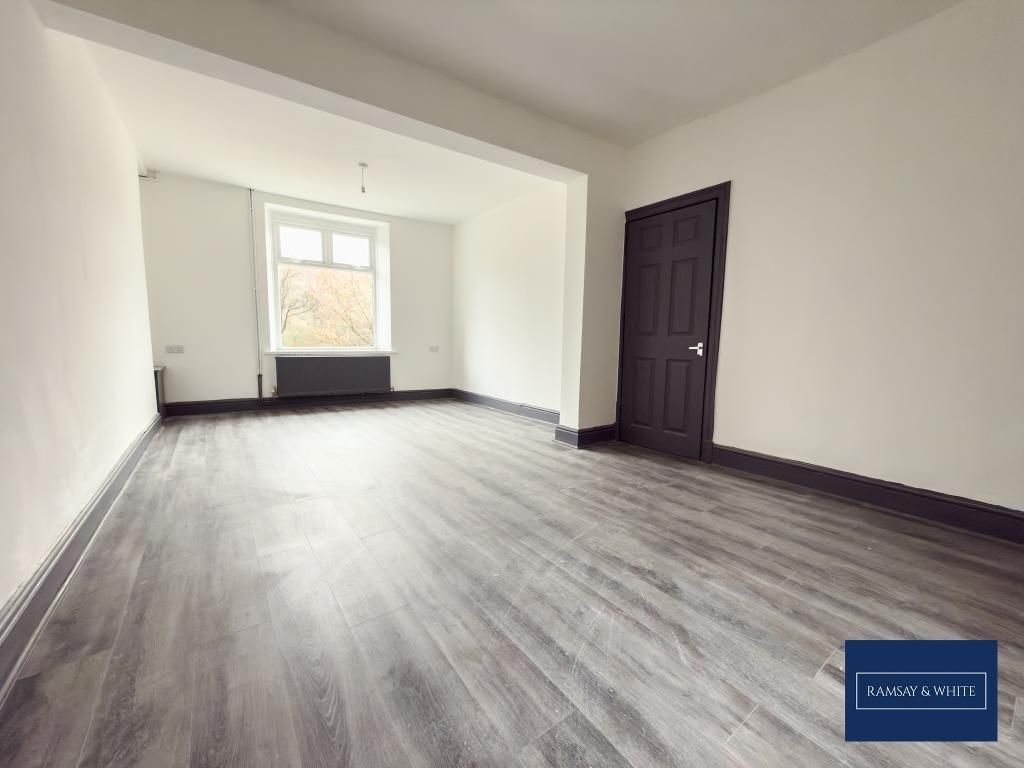 Property photo 2 of 8 Photo 2