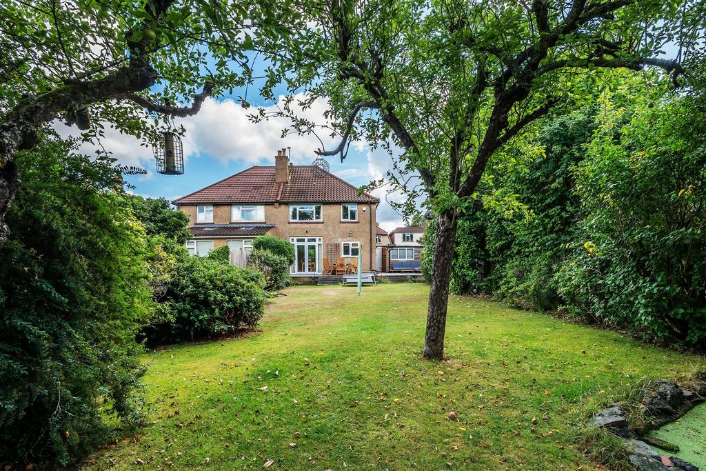 Property photo 2 of 13 34-Kingscroft-Road-23.Jpg