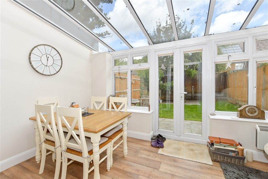 Property photo 1 of 15 Conservatory