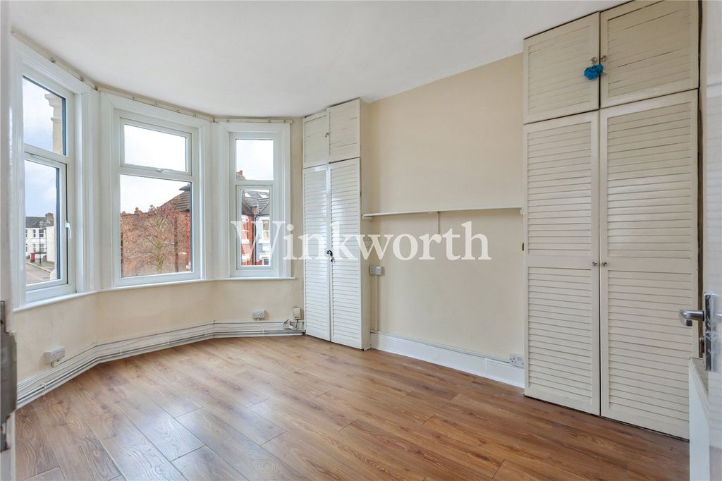 Property photo 2 of 13 Picture No. 07