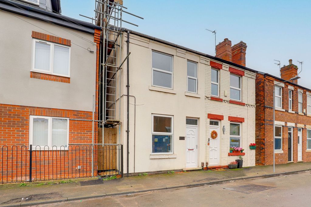 Property photo 1 of 13