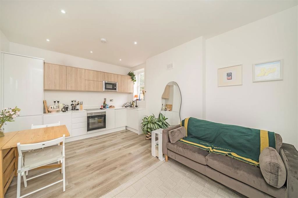 Property photo 2 of 5