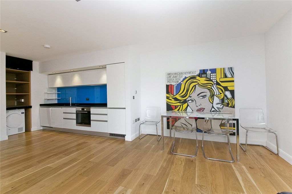 Property photo 2 of 10 Open Plan Living