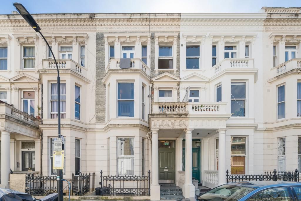 Property photo 3 of 8 Gallery