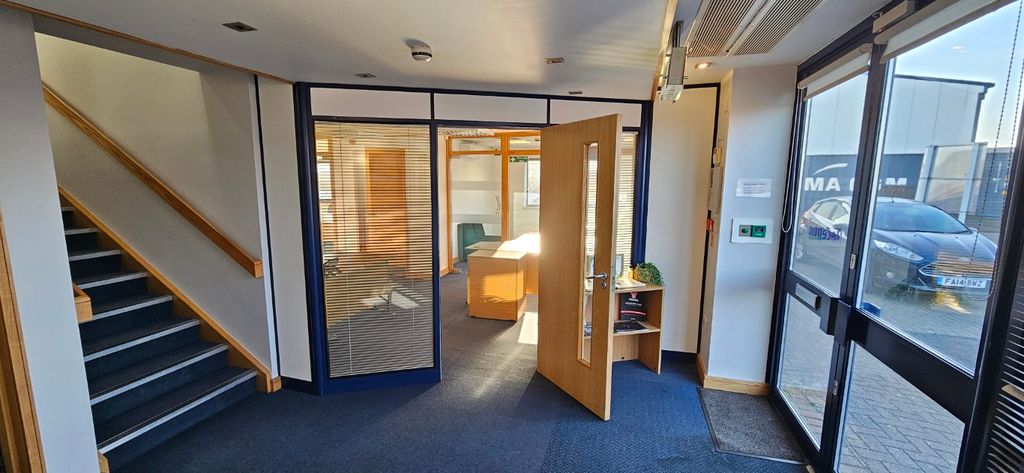 Property photo 3 of 7 Ground Floor Offices