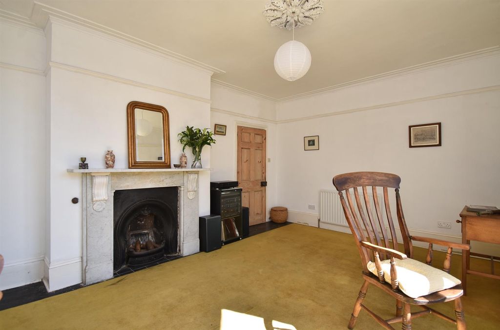 Property photo 2 of 31 Reception Room/Bedroom