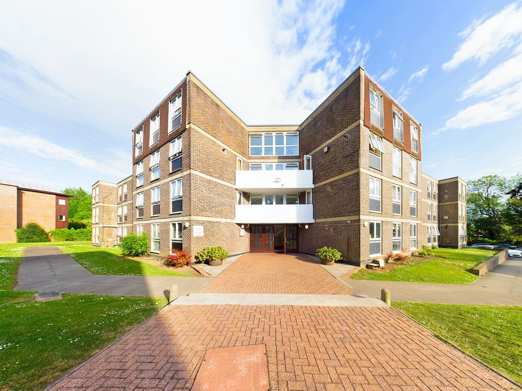 Property photo 1 of 16