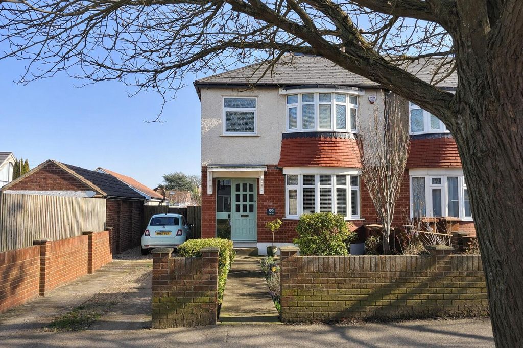 Property photo 2 of 30 Front (Exterior)