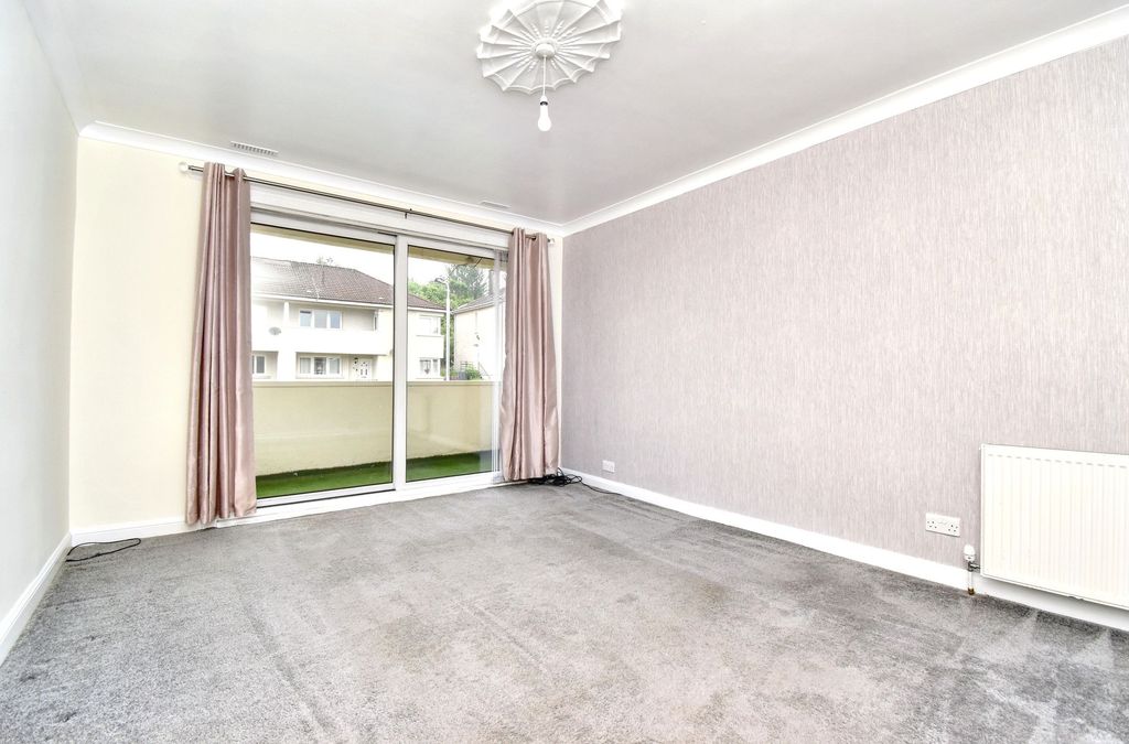 Property photo 2 of 12 Lounge/Dining Angle 1