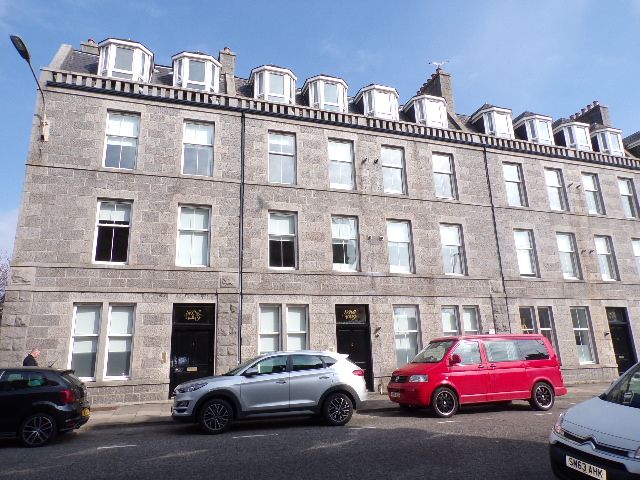 Property photo 1 of 8 101_8179