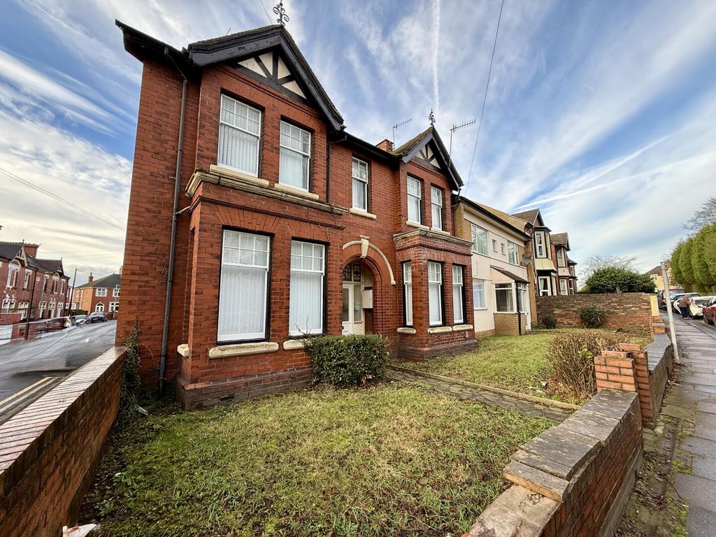 Property photo 1 of 24 Front (Exterior)