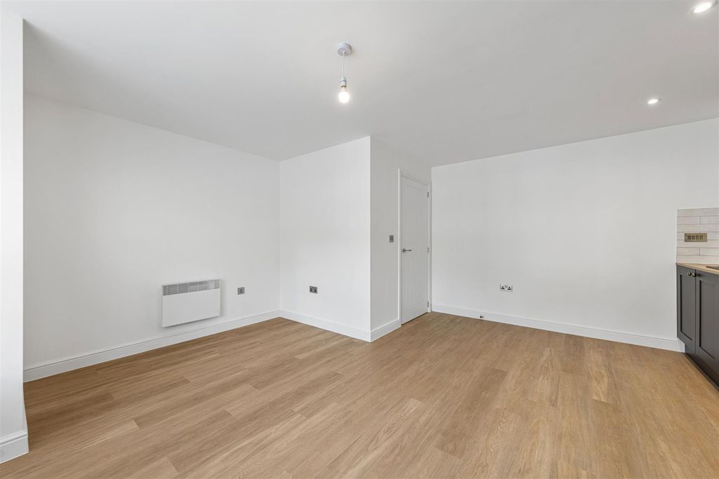 Property photo 3 of 6 Wrighthouseweb21.Jpg