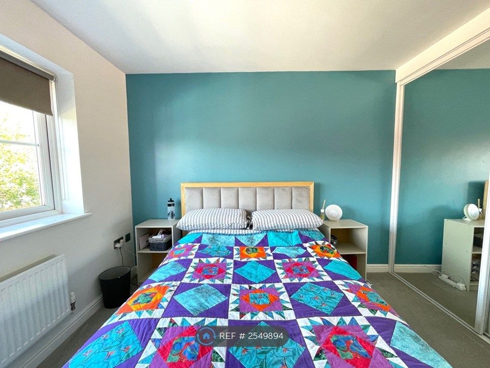 Property photo 3 of 16 Bedroom 1