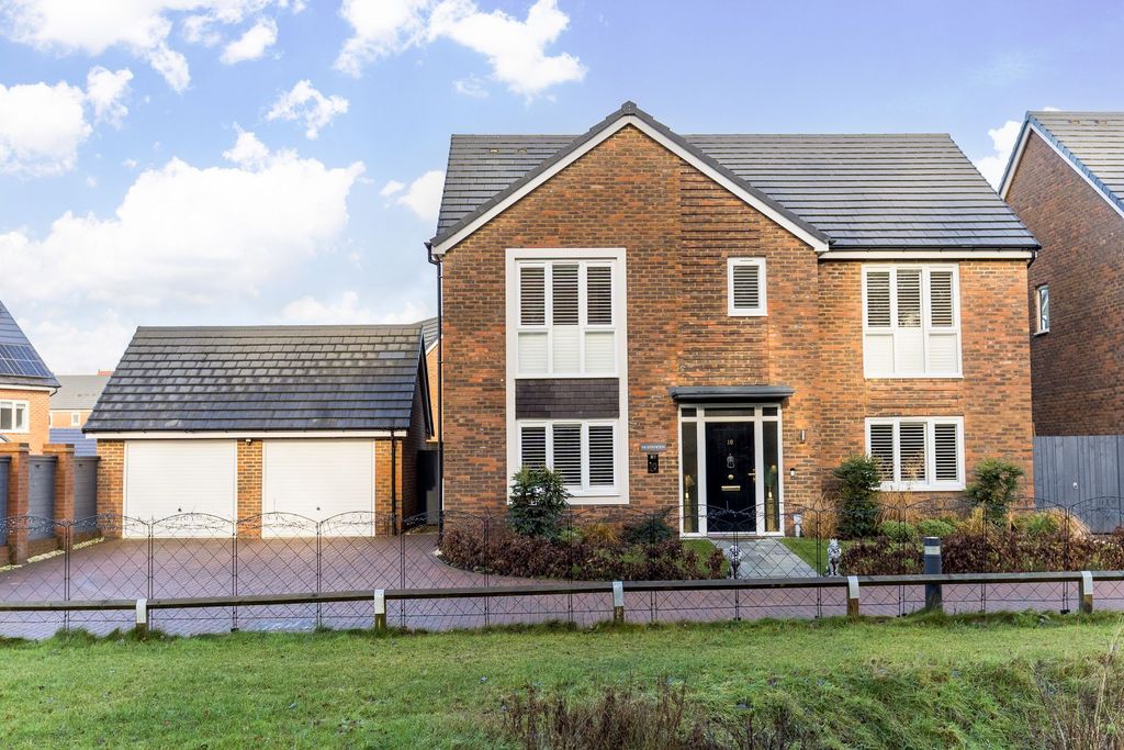 Property photo 1 of 37