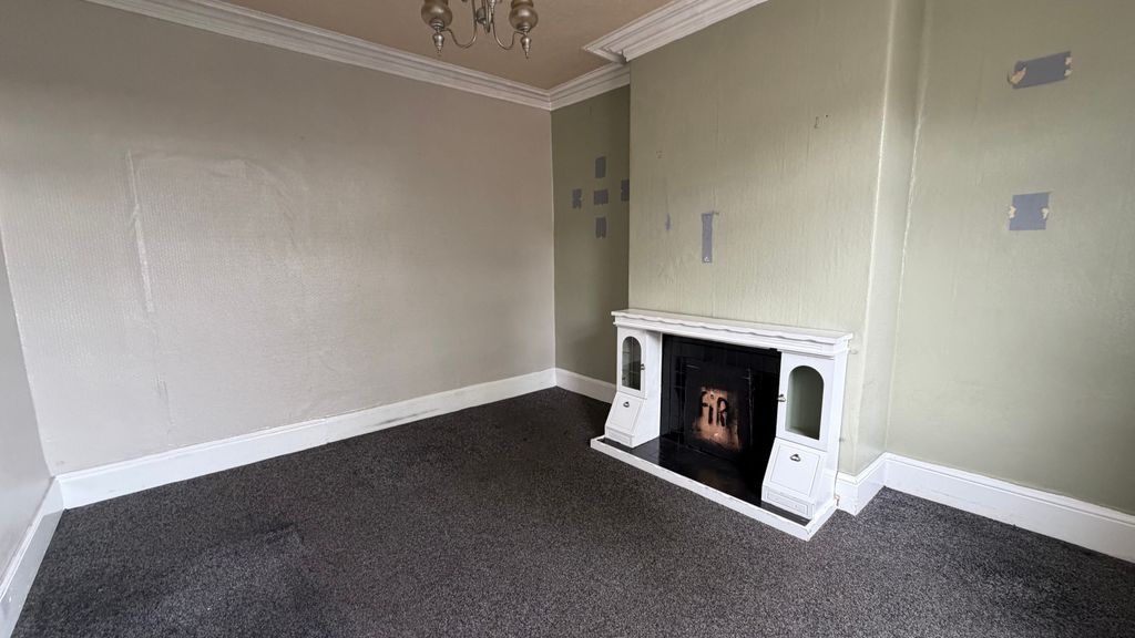 Property photo 3 of 18 Img_0014