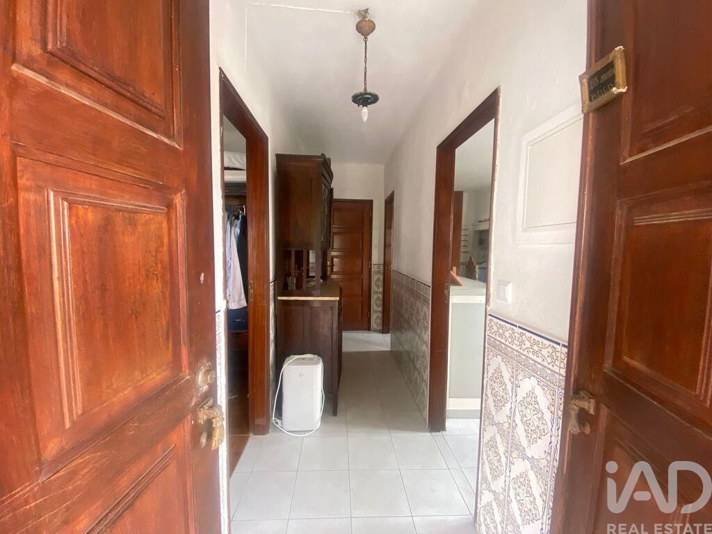 Property photo 3 of 25