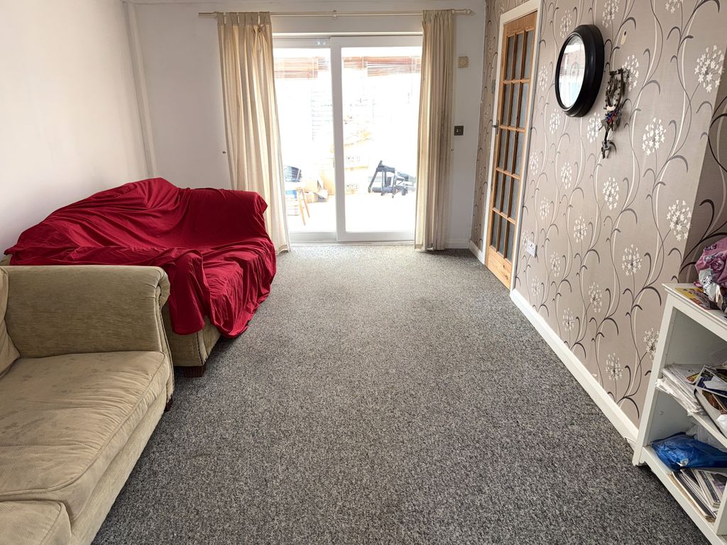 Property photo 3 of 16