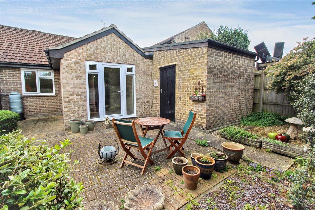 Property photo 3 of 11 Rear Garden