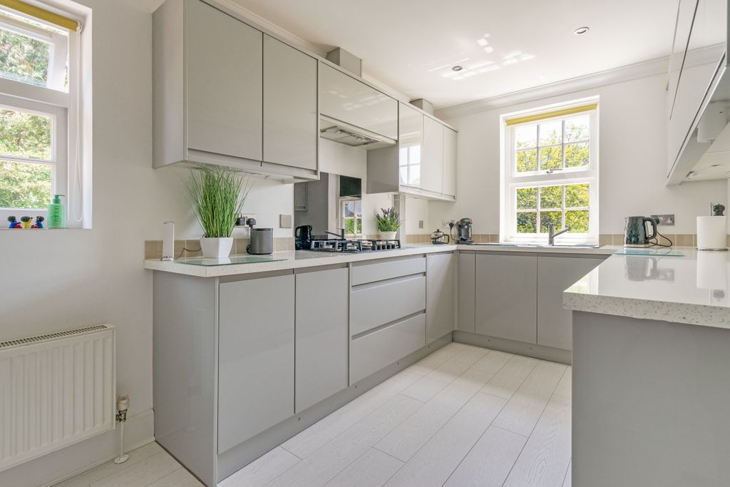 Property photo 3 of 16 _Dsc8529