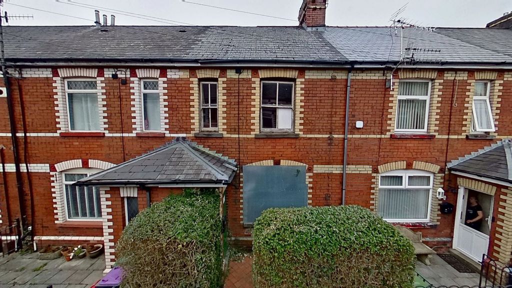 Property photo 1 of 26