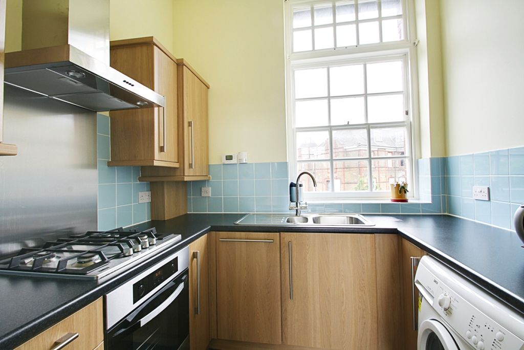 Property photo 3 of 5