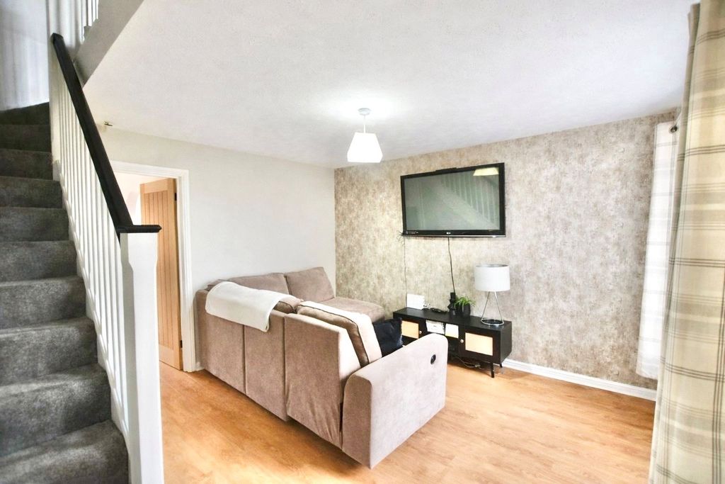 Property photo 3 of 15 Living Room