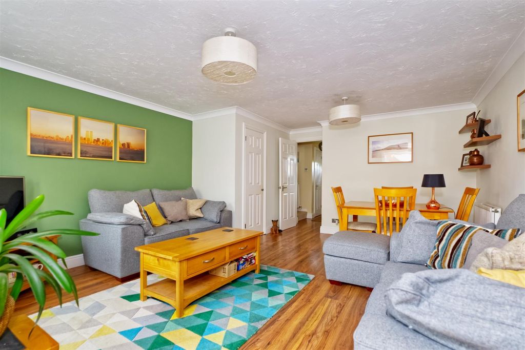 Property photo 2 of 24 18 (9).Jpg