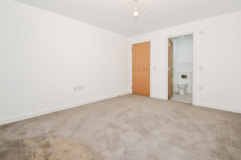Additional image 7 of 2 bed flat to rentEast Station Road, Fletton Quays, Peterborough PE2