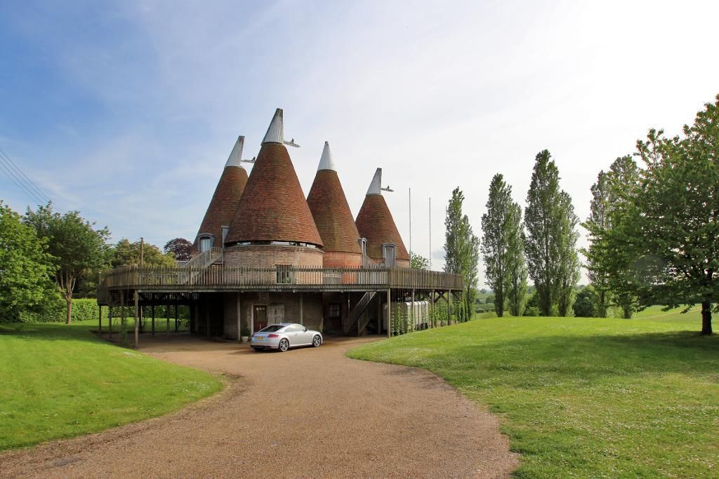 Property photo 1 of 19 Photo 1