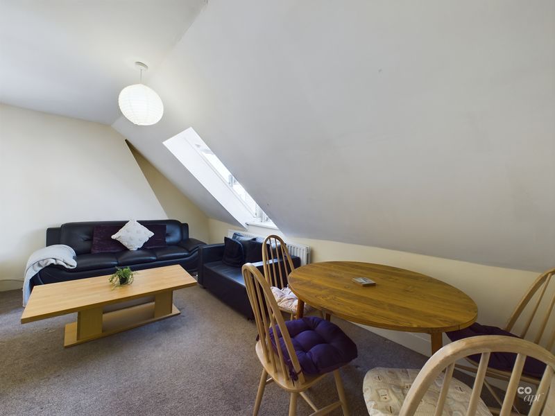 Property photo 1 of 7 Photo 7