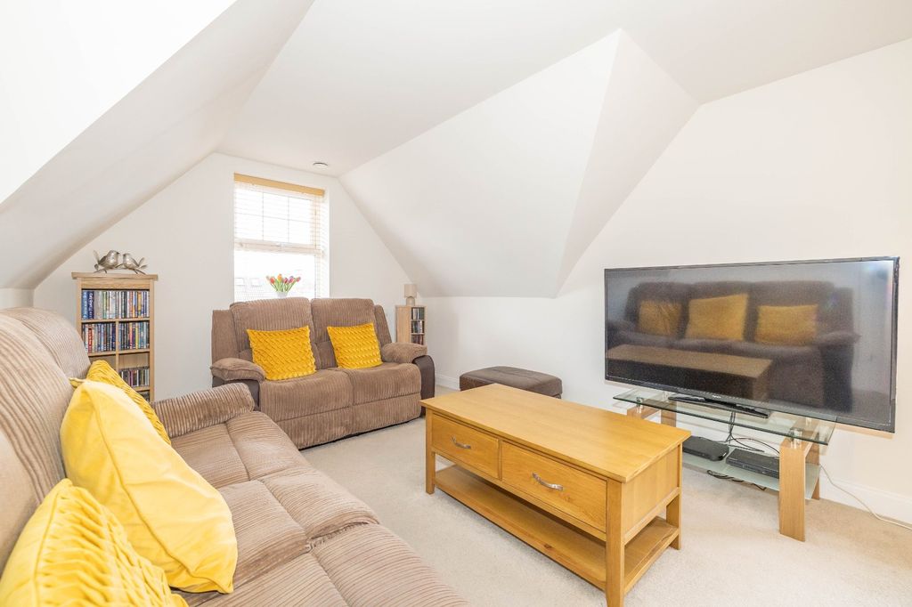 Property photo 2 of 13 Picture 2