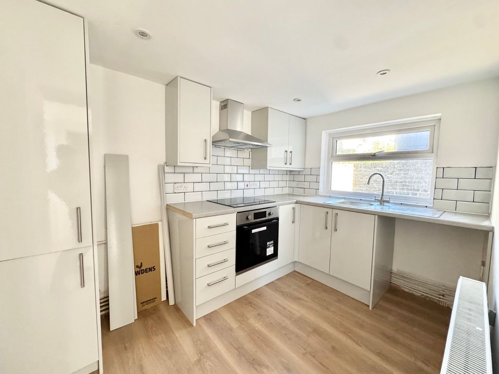 Property photo 2 of 6 Picture 2