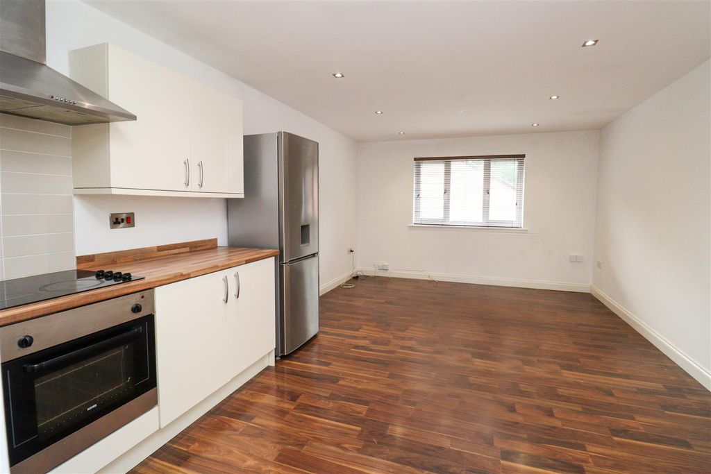Property photo 3 of 14 Kitchen/Dining/Living Room