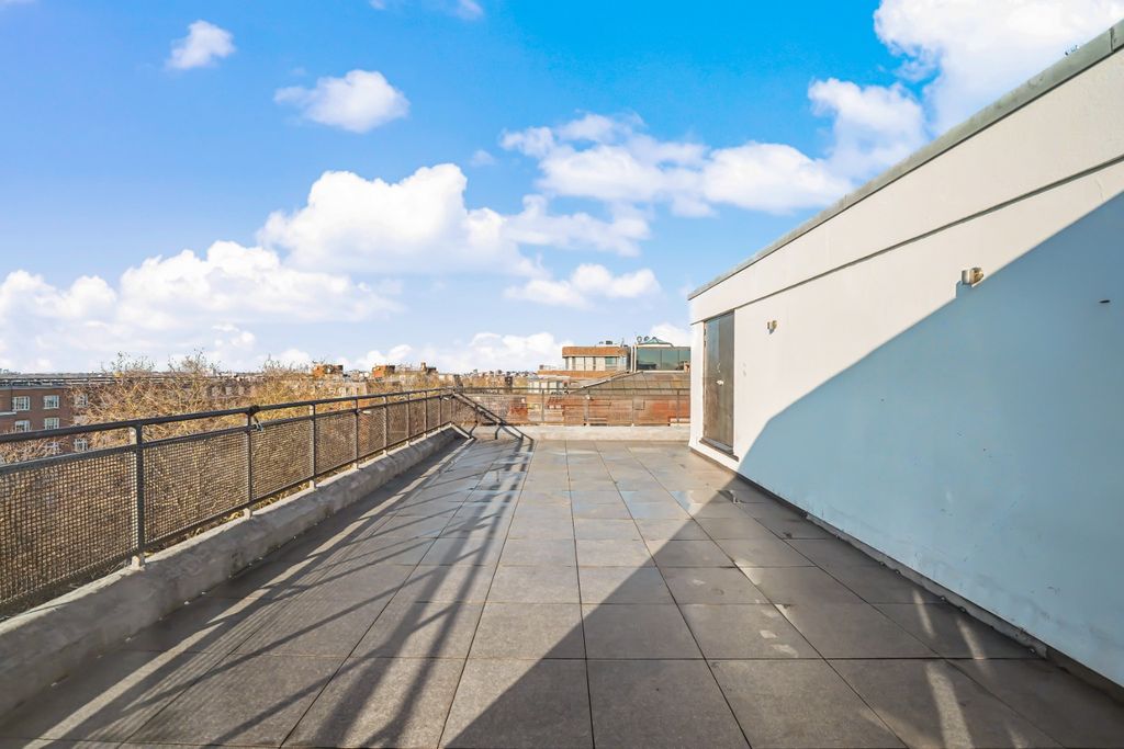 Property photo 2 of 20 4745552