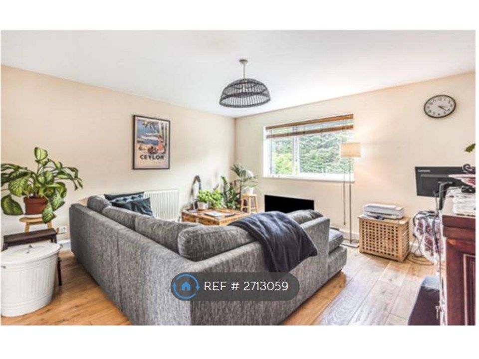 Property photo 1 of 4