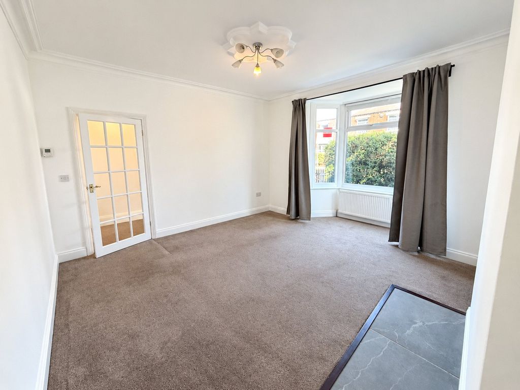 Property photo 2 of 19 Picture No. 29