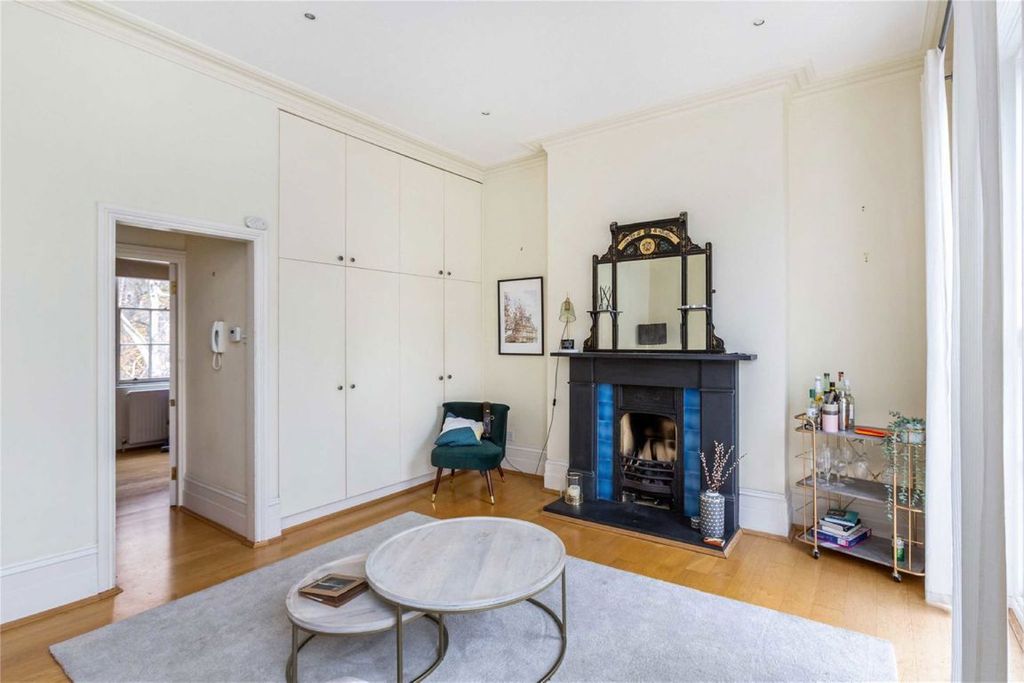 Property photo 3 of 8