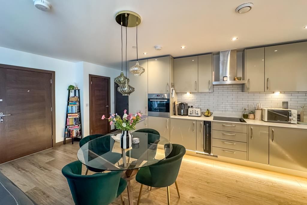 Property photo 2 of 26 Kitchen/Living Room