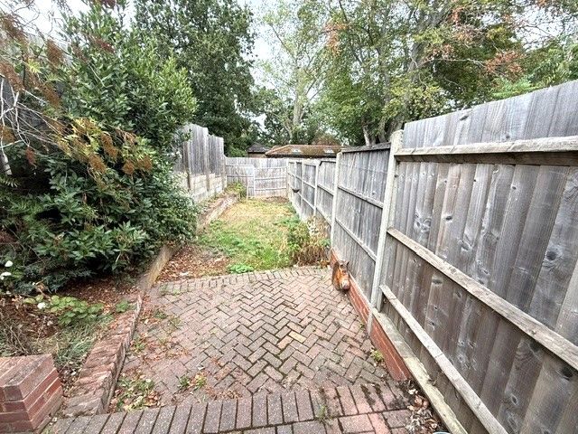 Property photo 2 of 8