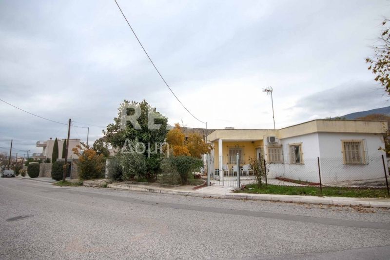 Property photo 3 of 35
